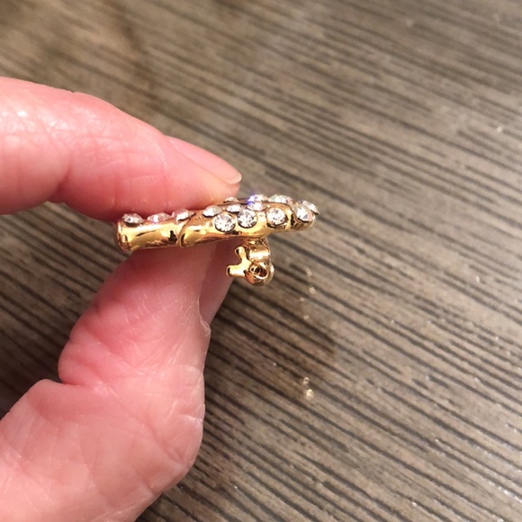 Vintage Black Enamel & Rhinestone Lucky Elephant Pin - Picture 7 of 13